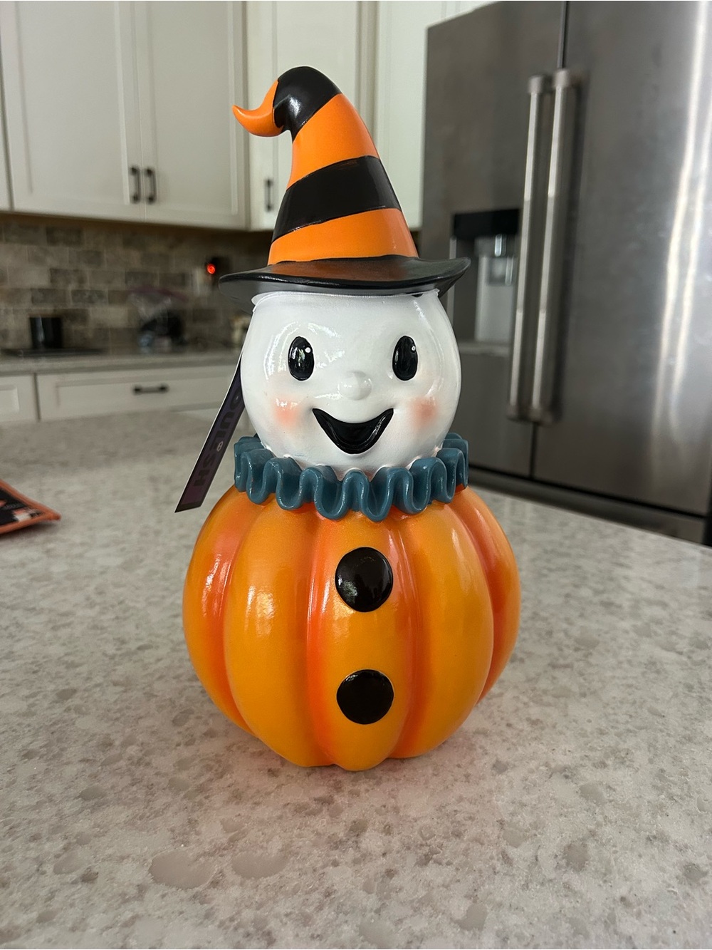 โNewโ Ghoulish Festive Halloween Big Pumpkin Ghost Figurine